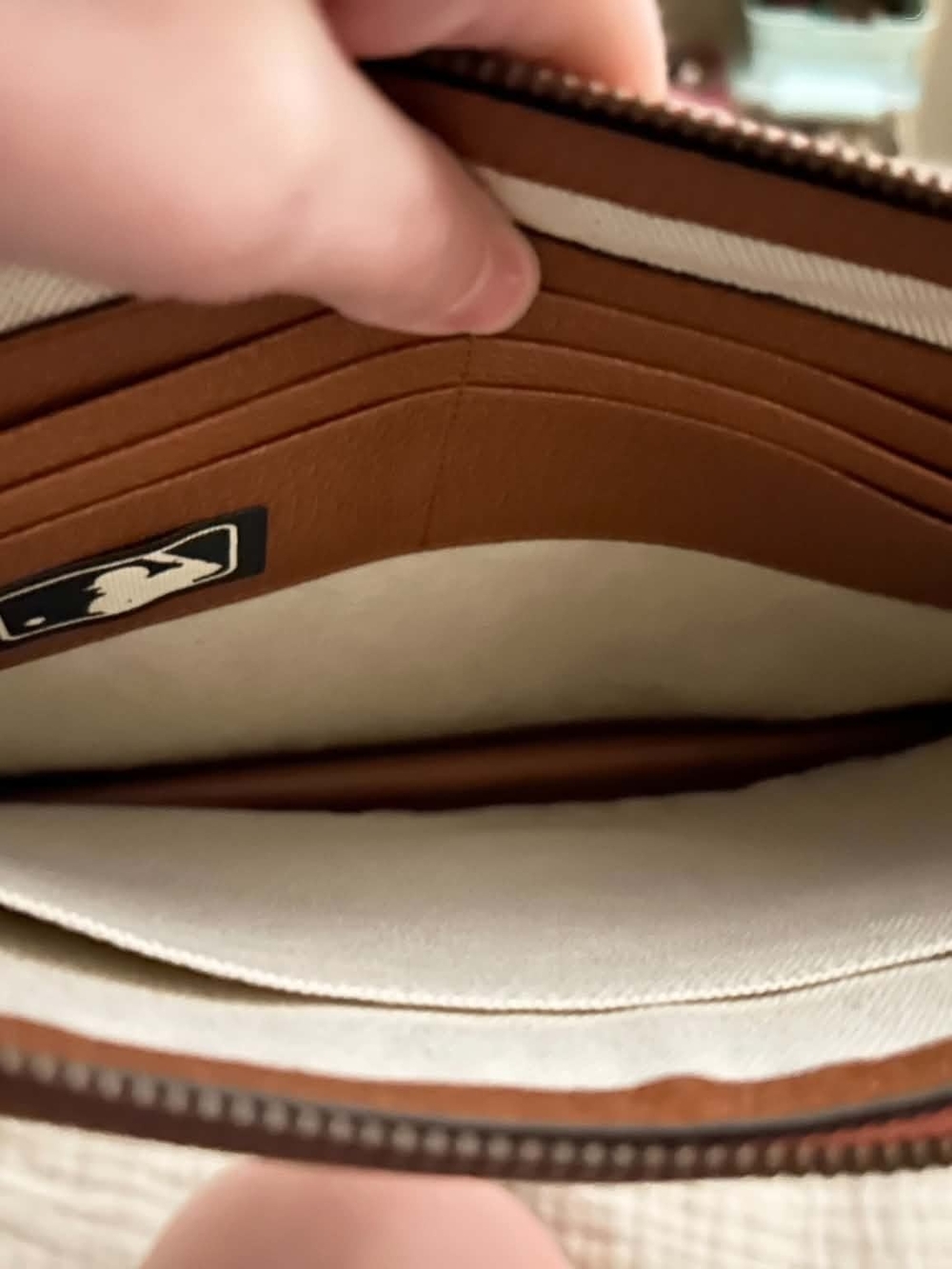 Gucci Tan/Brown Monogram Toiletry Pouch with White Embroidered Logo - Picture 2 of 7